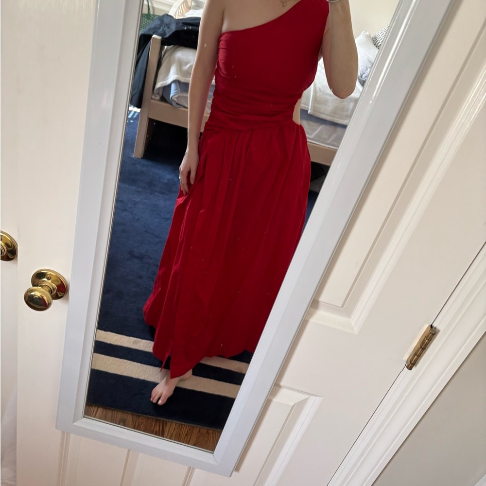 Elegant Red One-Shoulder Dress